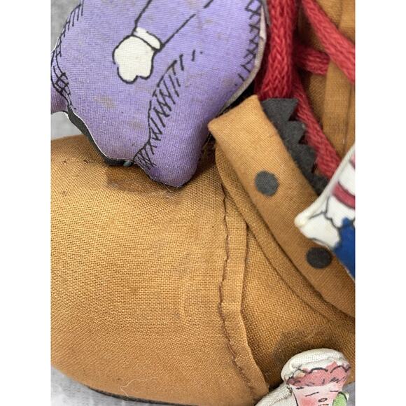 VTG T&R Floyd Old Lady Lived in a Shoe Plush Ornament 1989 Christma - Picture 8 of 9